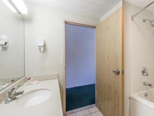 Newport East Hotel | Elegant Stay at The Pell, Part of JdV by Hyatt
