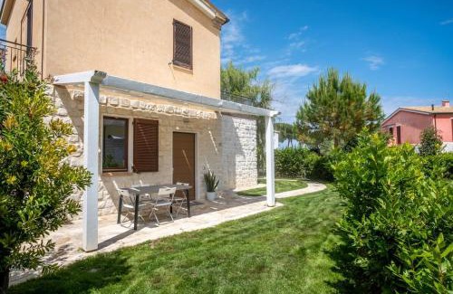 Numana Apartment | Delightful Retreat with Pool and Oceanfront Views