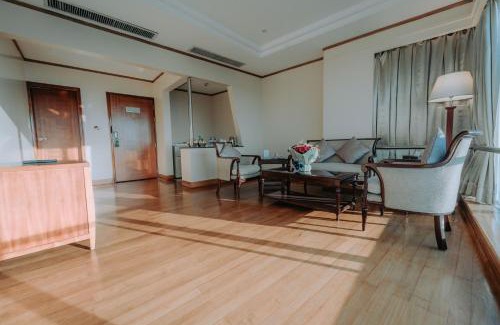 Chittagong Hotel | Experience The Peninsula Chittagong: Oceanfront Retreat