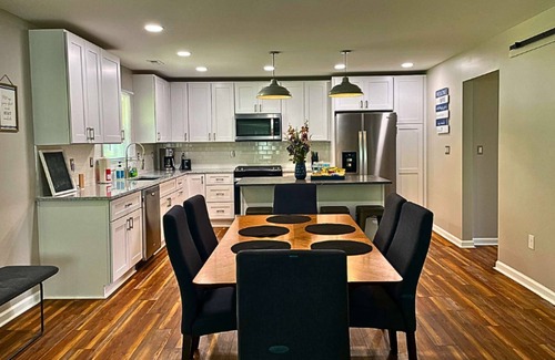 Pendleton House | Memorable Escapes at The Penny Getaway: Family-Friendly Haven
