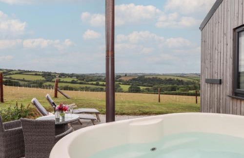 Tiverton House | Experience Comfort at The Pennymoor - Guest Rated 9.5/10