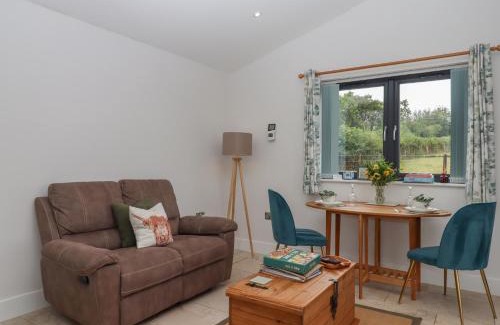 Tiverton House | Experience Comfort at The Pennymoor - Guest Rated 9.5/10
