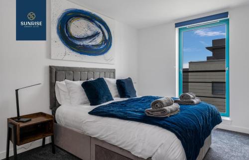 Dundee Apartment | Riverside Penthouse: Breathtaking Views & Family-Friendly