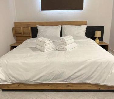 Maniakoi Apartment | Pet-Friendly Stay at The Penthouse Kastoria, Rated 9/10