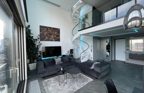 Kyiv Apartment | Experience The Penthouse Kyiv: 4-Star Spa & Dining Retreat