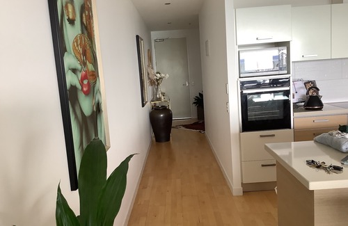 Ahuriri Apartment | Exclusive Waterfront Penthouse with Pool and Ocean View