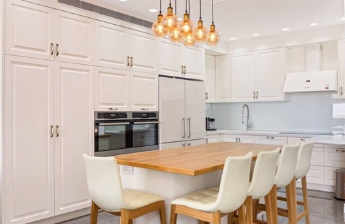 Jerusalem City Centre Apartment | Elegant 4BDR Penthouse at Haneviim Court with Great Amenities
