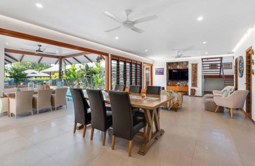 Trinity Beach House | The Peony Isle - Luxe Lakeside Haven with Pool & Spa
