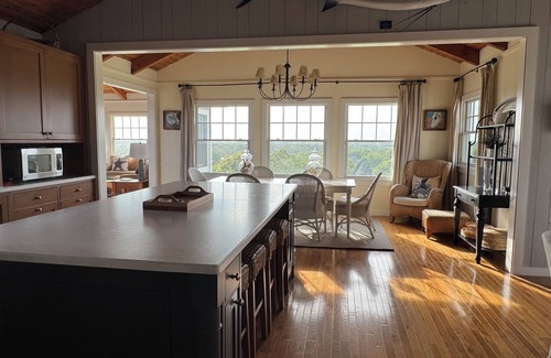 Block Island House | 'THE PERCH' A classic Block Island home with 360 degree birds' eye views.