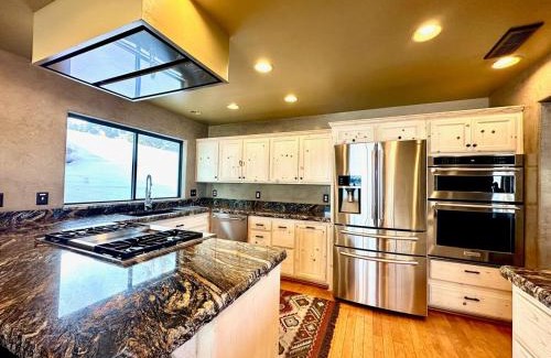 Mammoth Creek House | Explore The Perch At Panguitch Lake: Family-Friendly Retreat