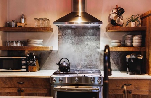 Bozeman House | Unwind at the Creekside Retreat with Hot Tub & Spa