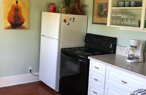 Okanagan-Similkameen Cottage | Escape to Ocean View Bliss with 9.8/10 Guest Rating