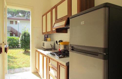 Bibione Pineda Villa | Ideal Family Retreat with Pet-Friendly Amenities - Beahost