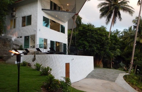Koh Tao Villa | Ideal Villa for Families with Oceanfront Views and Pool