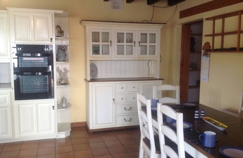 Duncannon House | Cozy Fisherman’s Cottage - Guest Rated 8.6/10 with Kitchen