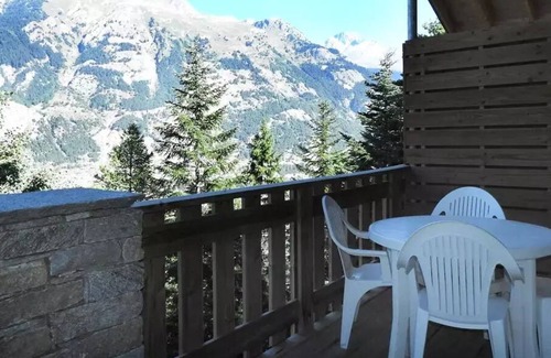 Villarodin-Bourget Ski Chalet | The Petit Bonheur Chalets - SMALL BONHEUR COTTAGES - CHT93