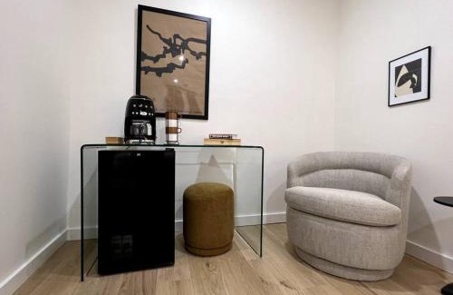 Bangor Apartment | Historic Phenix Hotel in Downtown with King Bed & Dining