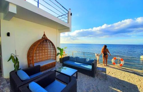 Mabini Hotel | Relax at The Philip Ann Resort with Oceanfront Views