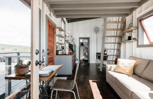 Pahoa House | Discover The Phoenix House: Tiny Home on Volcanic Lava Field