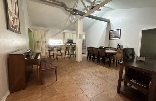 Apopka House | Discover The Piano House Apopka: Pet Friendly Retreat