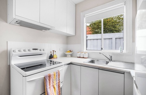 North Hobart Cottage | The Piccolo Cottage a beautifully restored 1920s cottage nestled in North Hobart