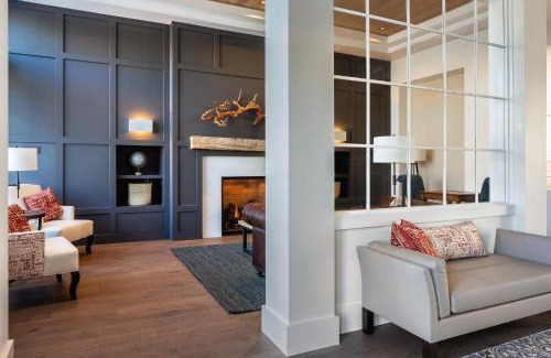 Paso Robles Hotel | Pet-Friendly Retreat at The Piccolo with Pool & Hot Tub