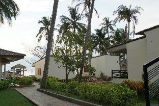 Ham Ninh Resort | Beachfront Bliss at The Pier Phu Quoc Resort