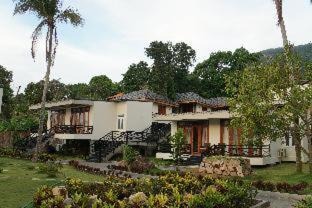 Ham Ninh Resort | Beachfront Bliss at The Pier Phu Quoc Resort