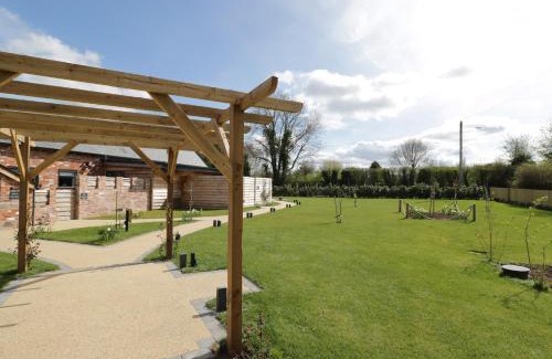 Hereford House | Discover The Piggery: Pet-Friendly 4-Star Retreat