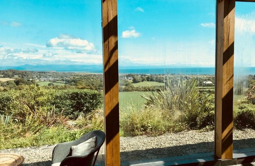 Rhyd-y-clafdy House | Discover The Piggery - Oceanfront Retreat in North Wales