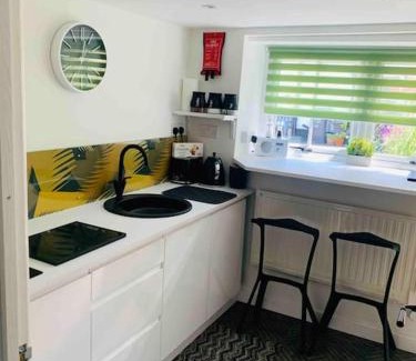 Braunton Apartment | Guest Rated: The Pigsty in Braunton with 9.7/10 Score