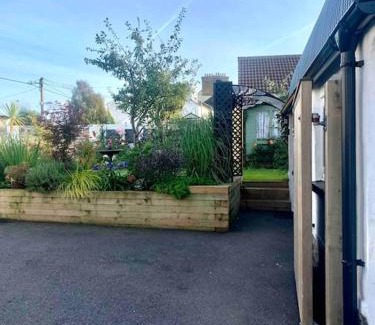 Braunton Apartment | Guest Rated: The Pigsty in Braunton with 9.7/10 Score