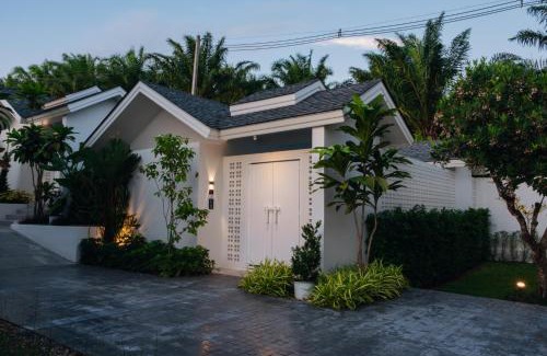 Ao Nang Resort | Explore The Pin Boutique Pool Villa with Oceanfront Bliss