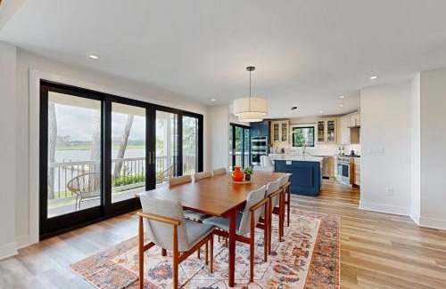 Keen-Wik On the Bay House | The Pinecone - Keenwik on the Bay - 37589 Pine Rd