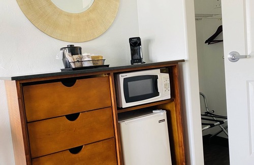 Owosso Hotel | Eco-Friendly Stay at The Pines Country Inn - 9.2/10 Rated