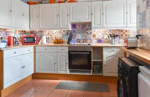 Neath House | The Pink House