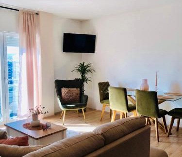 Kisela Voda Apartment | Guest Rated 10/10: Ivana Apartment in Kisela Voda