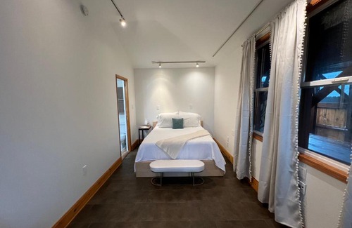 Park Mesa Heights House | Pet-Friendly Retreat: The Place Near LAX & SoFi Stadium