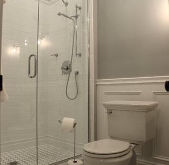 Plainfield Hotel | Highly Rated Family-Friendly Stay at The Plainfield Inn