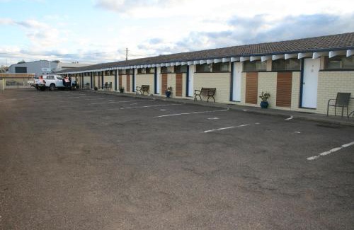 Gunnedah Hotel | Explore Comfort at The Plains Motor Inn with Ocean View