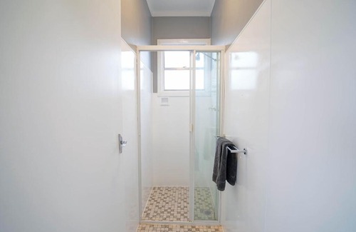 Cudal Hotel | Discover Comfort at The Platypus Accommodation & Cafe