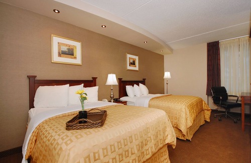 Hagerstown Hotel | Family-Friendly Stay at The Plaza Inn & Suites with Pool