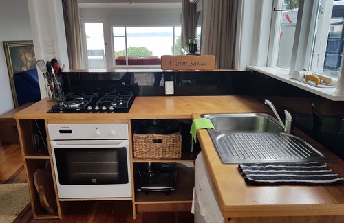Plimmerton House | Relax at The Plimmerton Beach House - 9.4/10 Rated Getaway