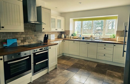 Foxley House | Discover The Plough Inn Farmhouse: Cozy Family Retreat