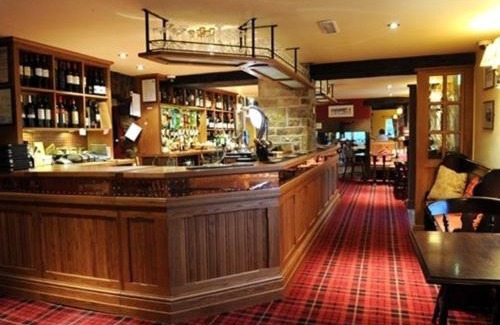 Hathersage Hotel | Experience Comfort at The Plough Inn - 4-Star Family Retreat