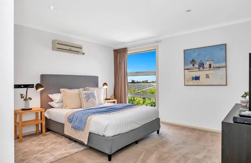 West Beach House | The Plovers Nest - Seaside Horizons in West Beach