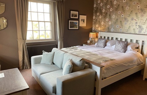 Sherborne Hotel | Discover The Plume of Feathers: Top-Rated Spa & Dining