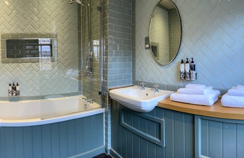 Sherborne Hotel | Discover The Plume of Feathers: Top-Rated Spa & Dining