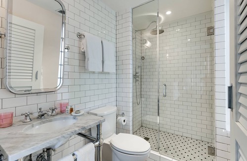 City Center Hotel | Experience The Plymouth South Beach: 4-Star Ocean View Retreat