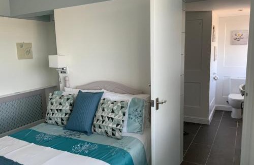 Stevenage Hotel | Exceptional Stays at The Poacher – Guest Rated 9/10